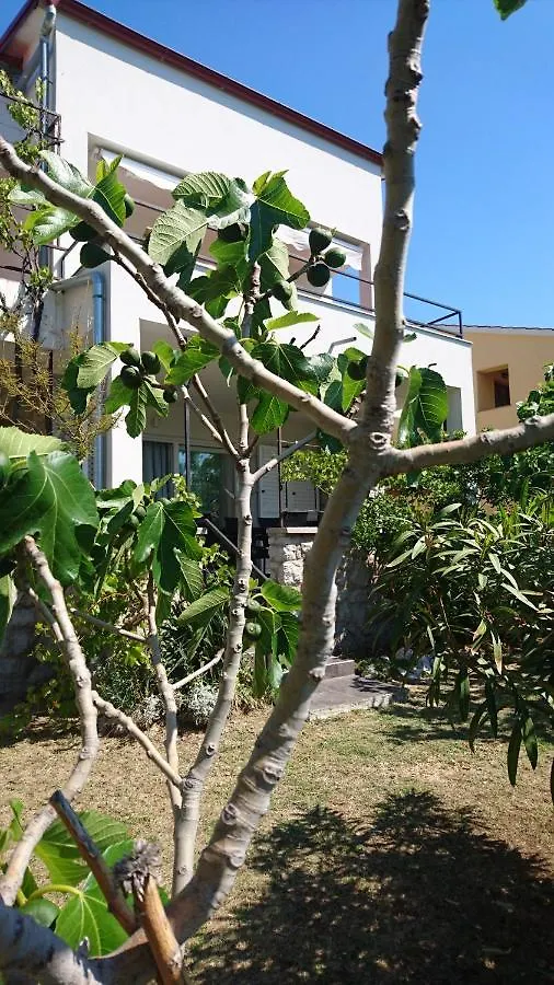 Sol Apartment Baška