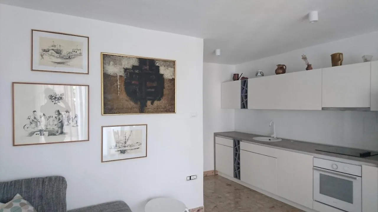Sol Apartment Baska  0*, Baska (Krk) Croatia