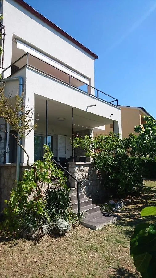 Sol Apartment Baska