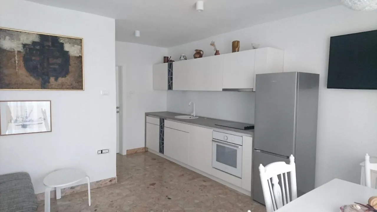 Sol Apartment Baska   Baska (Krk)